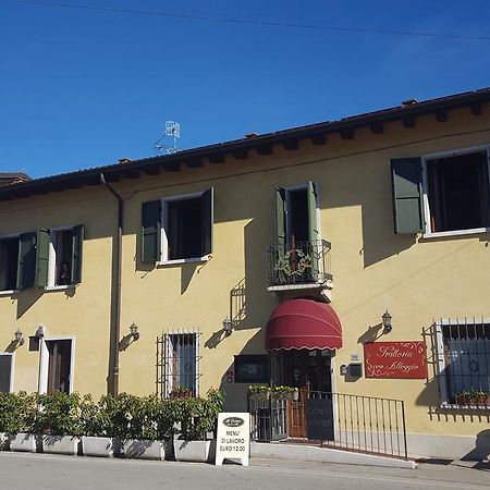 Al Borgo Alloggi ديسينسانو ديل غاردا المظهر الخارجي الصورة