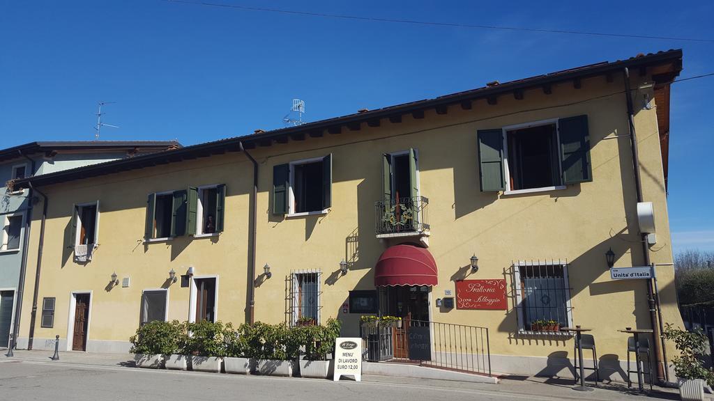 Al Borgo Alloggi ديسينسانو ديل غاردا المظهر الخارجي الصورة